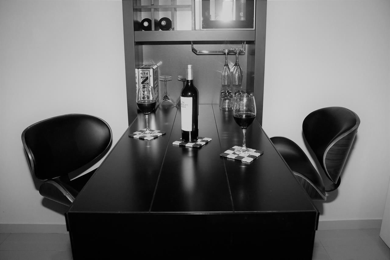 Sapphire Court Bed and Breakfast Gaborone Esterno foto